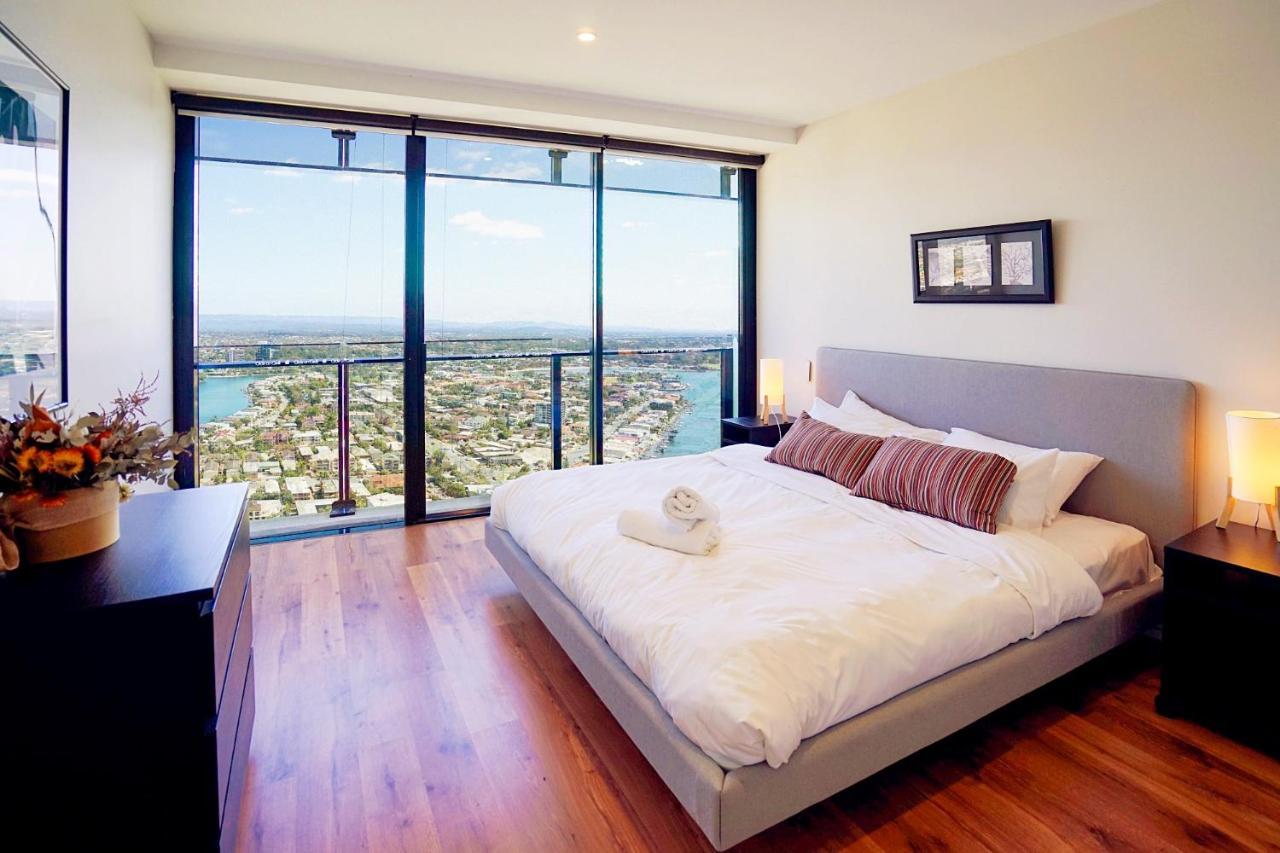 Circle On Cavill Surfers Paradise Apartments-Holiday Paradise Голд-Кост Экстерьер фото